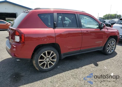 2017 Jeep Compass Latitude z USA, uszkodzony, nr VIN 1C4NJCEAXHD125887
